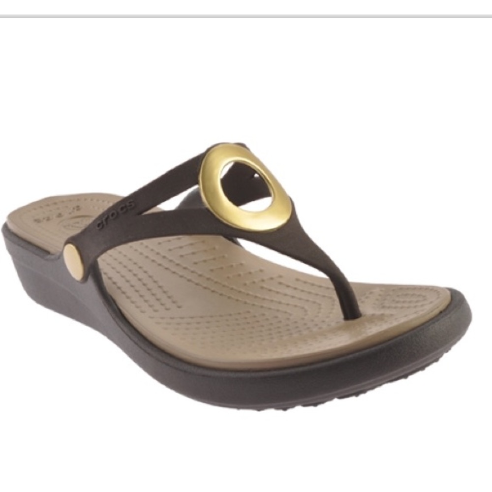 Crocs tan sandal